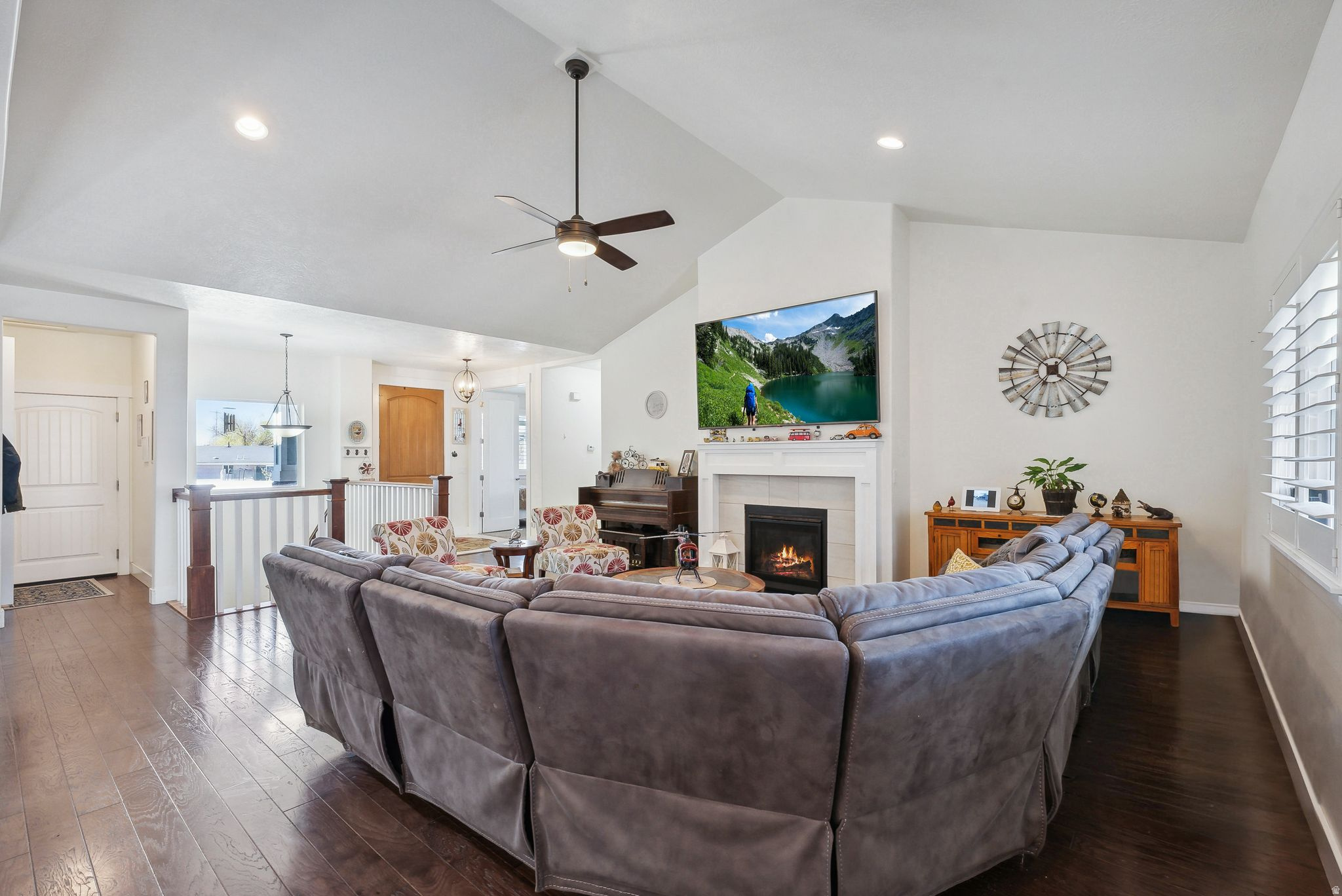 PIPER GLEN - Residential