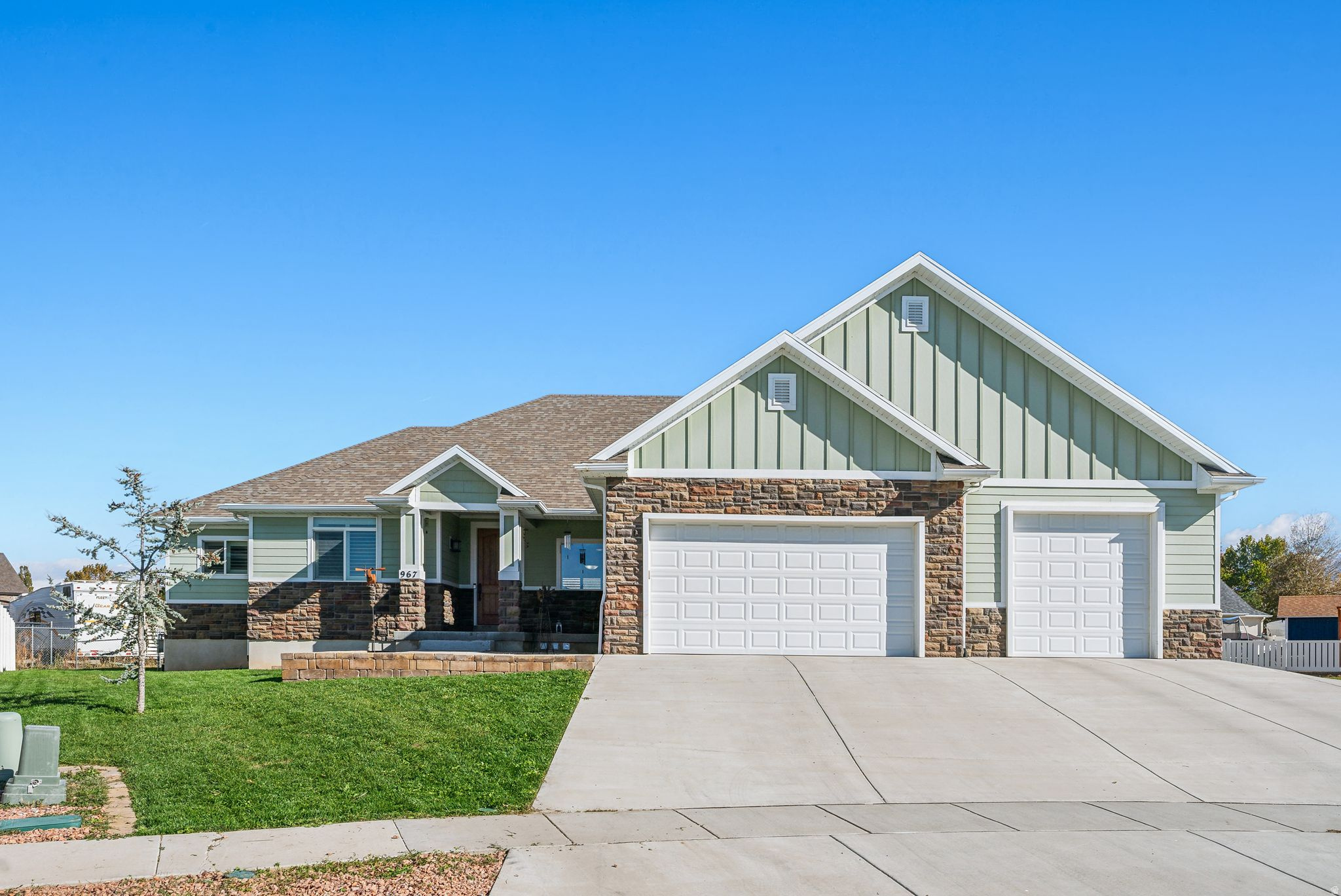PIPER GLEN - Residential