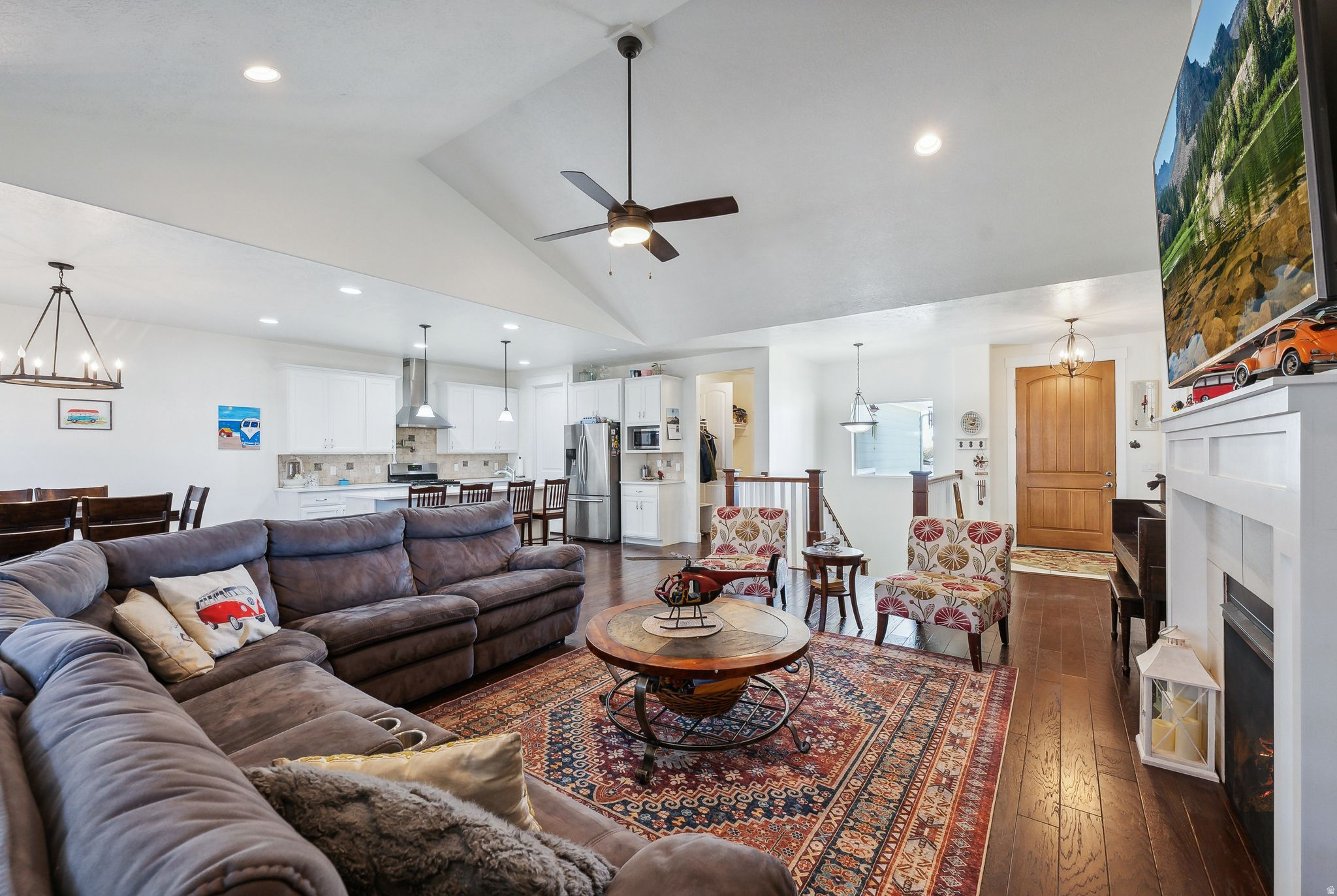 PIPER GLEN - Residential