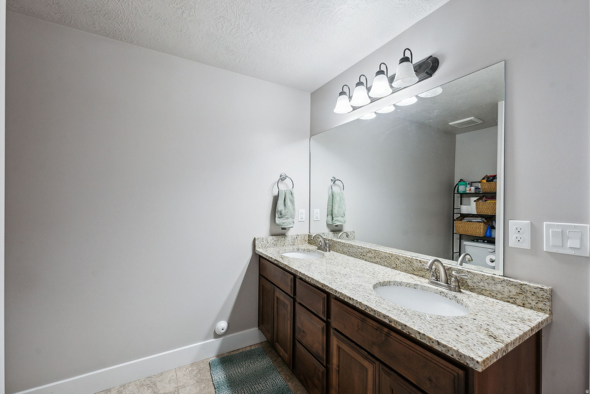PIPER GLEN - Residential