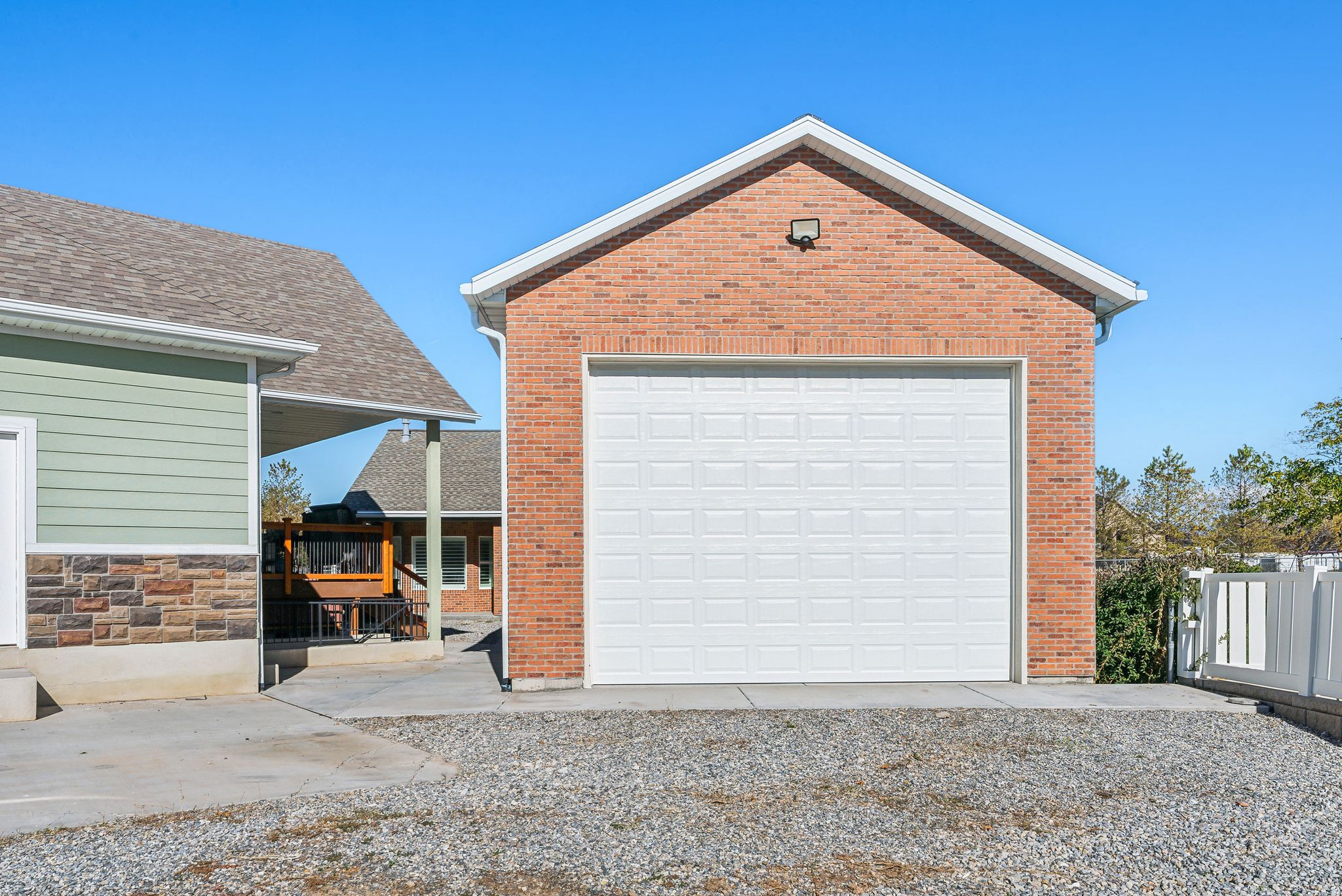 PIPER GLEN - Residential