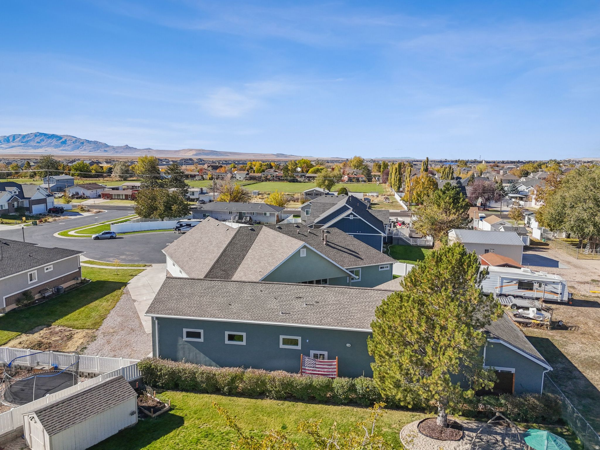PIPER GLEN - Residential