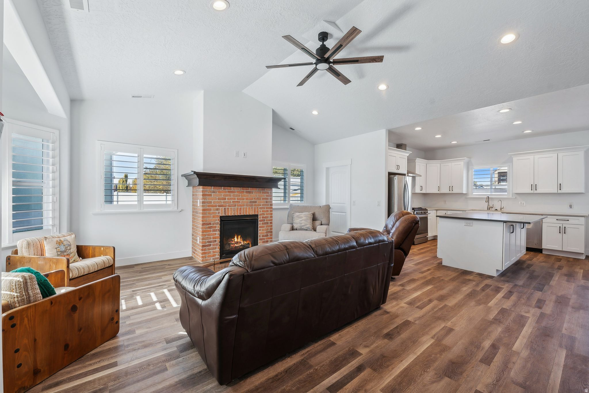 PIPER GLEN - Residential