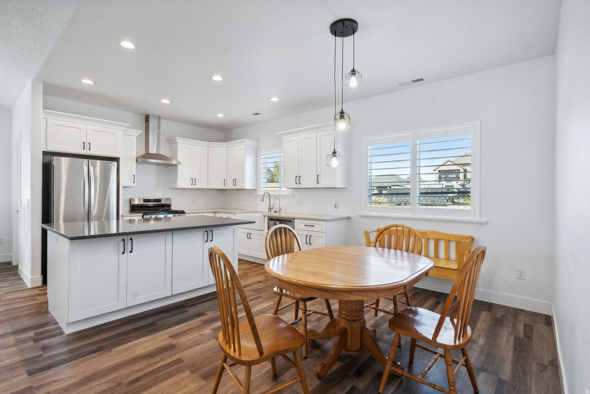 PIPER GLEN - Residential