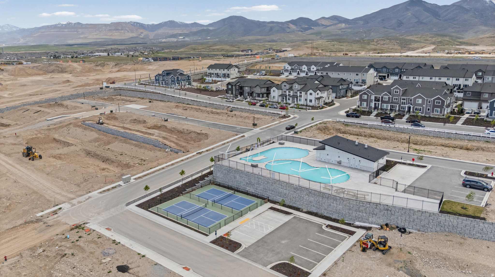 BOULDER AT SKY RANCH - Residential