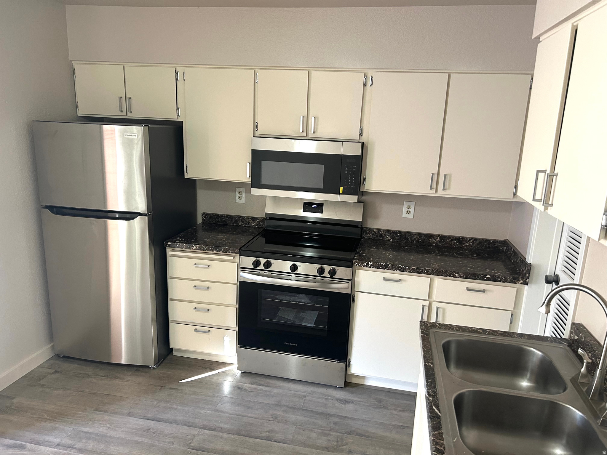 SILVER WOOD ESTATES - Residential