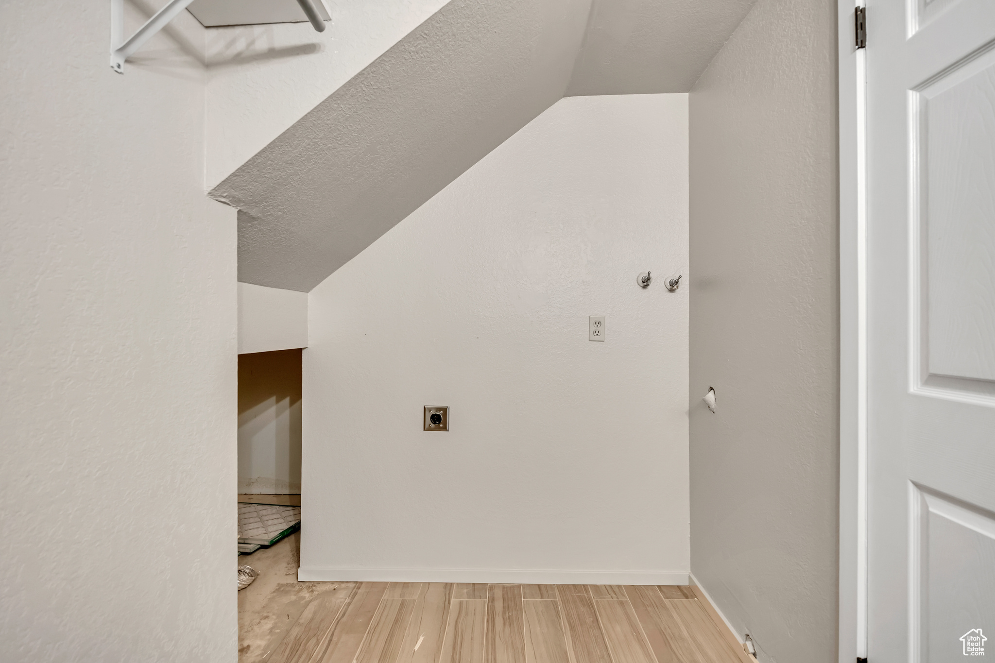 SILVER WOOD ESTATES - Residential