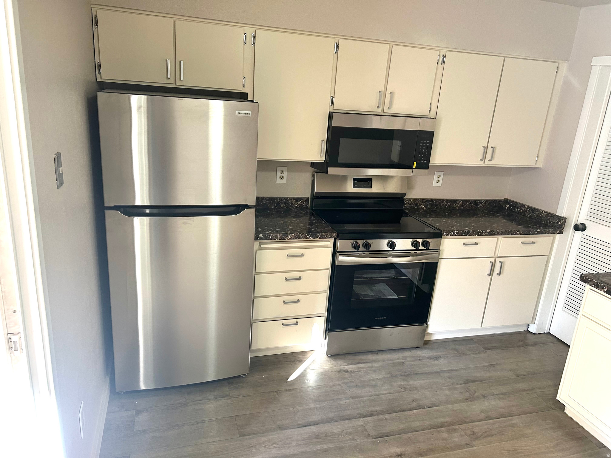 SILVER WOOD ESTATES - Residential