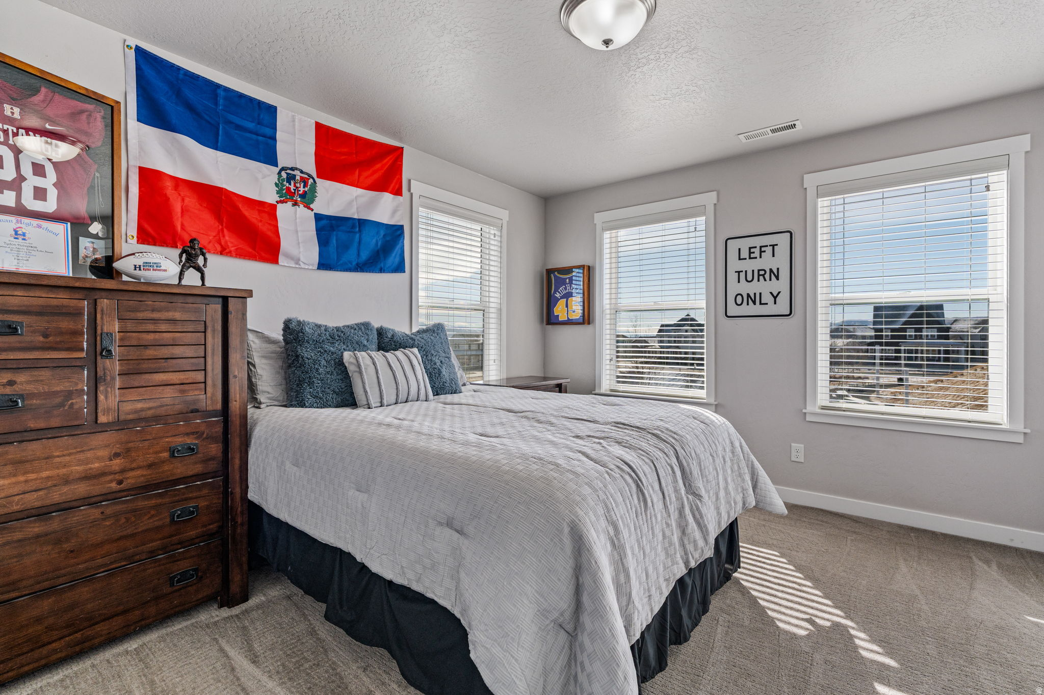 KENNECOTT - Residential