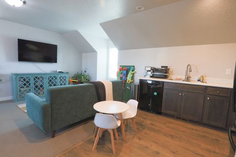 Tiny photo for 4966 W KITSAP WAY S, South Jordan, UT 84009 (MLS # 2137003)