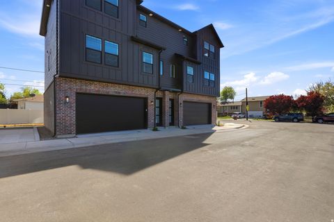 Tiny photo for 340 E 7635 S, Sandy, UT 84047 (MLS # 2154039)