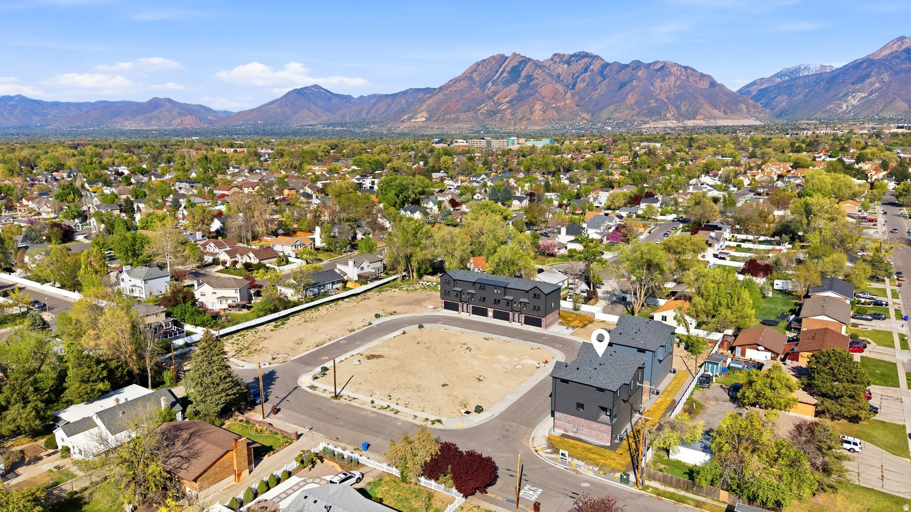 WOODHAVEN ESTATES - Residential Income
