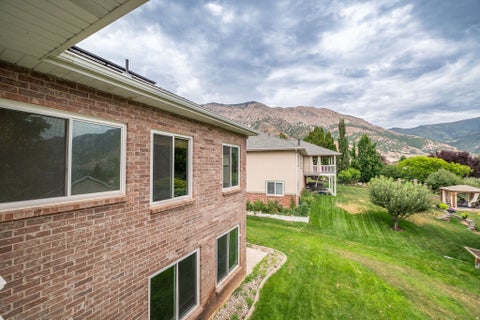 Tiny photo for 869 E 3350 N, North Ogden, UT 84414 (MLS # 2173895)