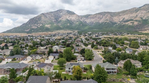 Tiny photo for 869 E 3350 N, North Ogden, UT 84414 (MLS # 2173895)