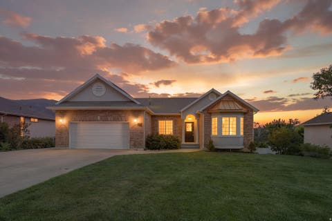 Photo of 869 E 3350 N, North Ogden, UT 84414 (MLS # 2173895)