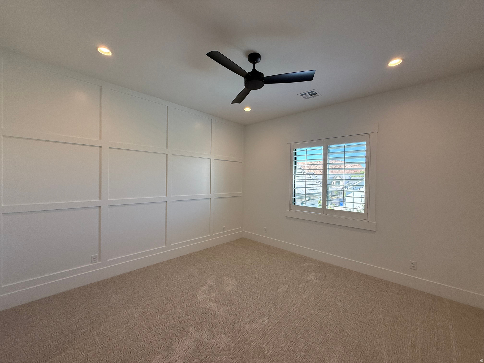 QUEENSRIDGE 3 - Residential