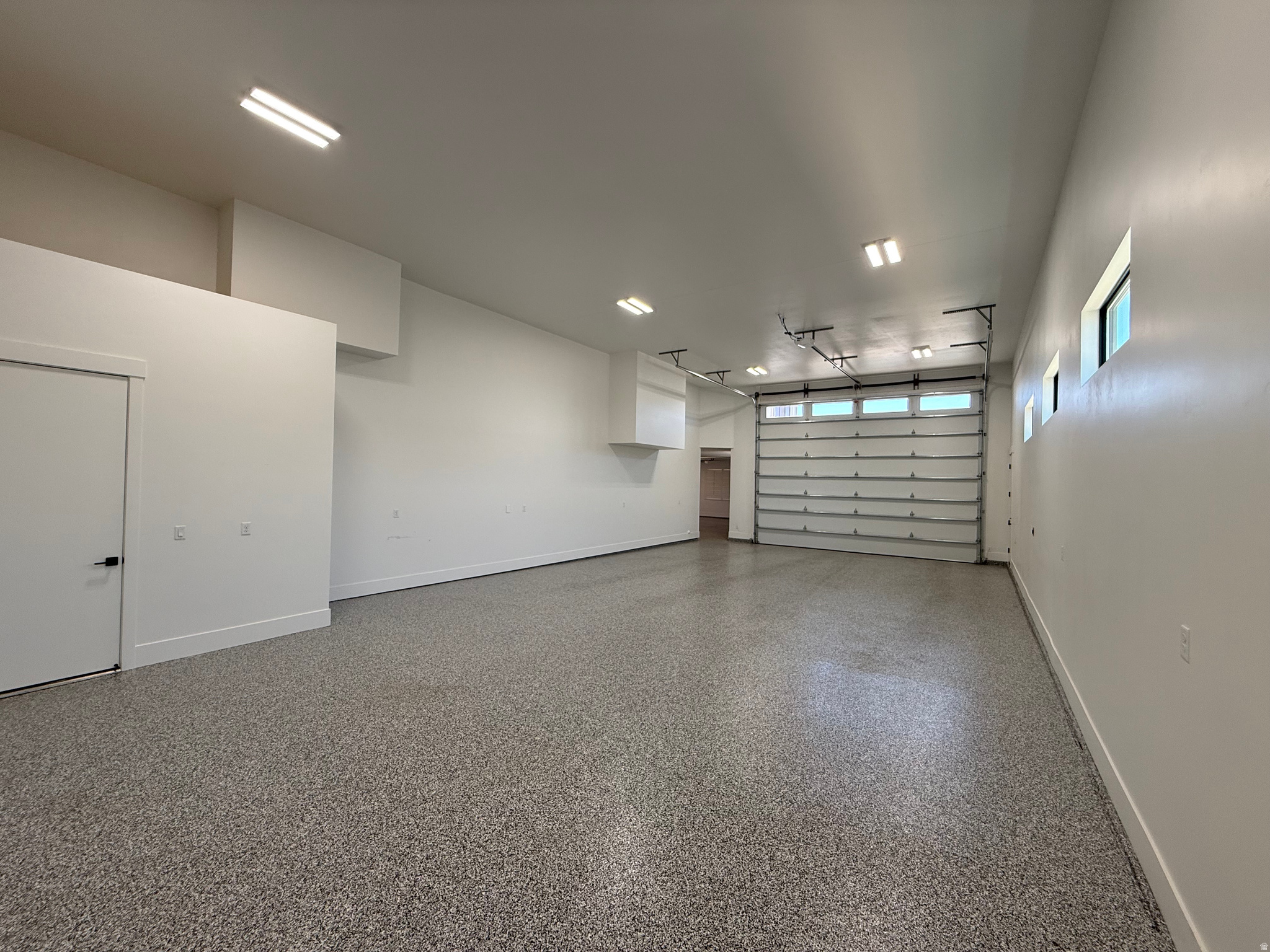 QUEENSRIDGE 3 - Residential