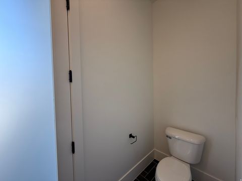 Tiny photo for 831 E QUEENSRIDGE DR, Washington, UT 84780 (MLS # 2157104)