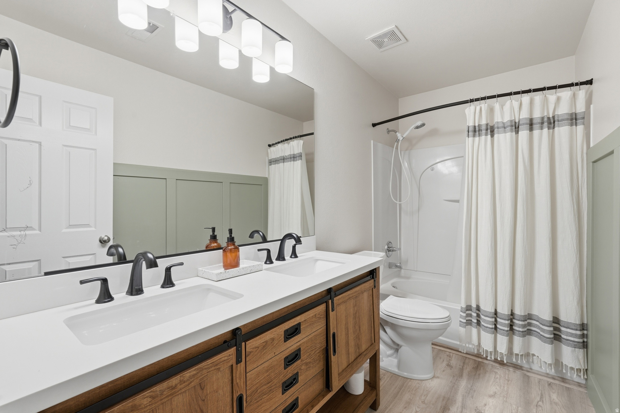 JORDAN - Residential