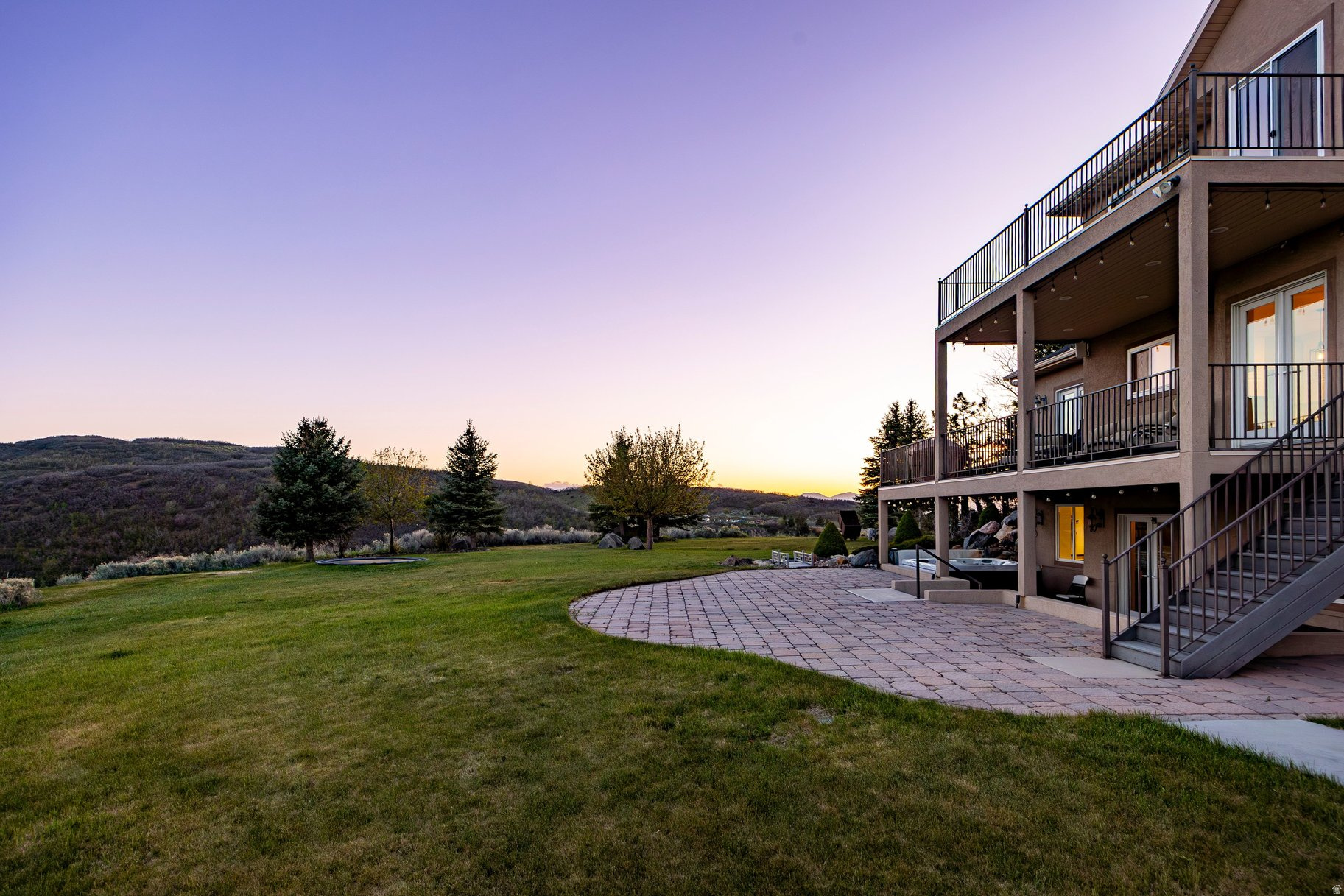 OAK VISTA - Residential