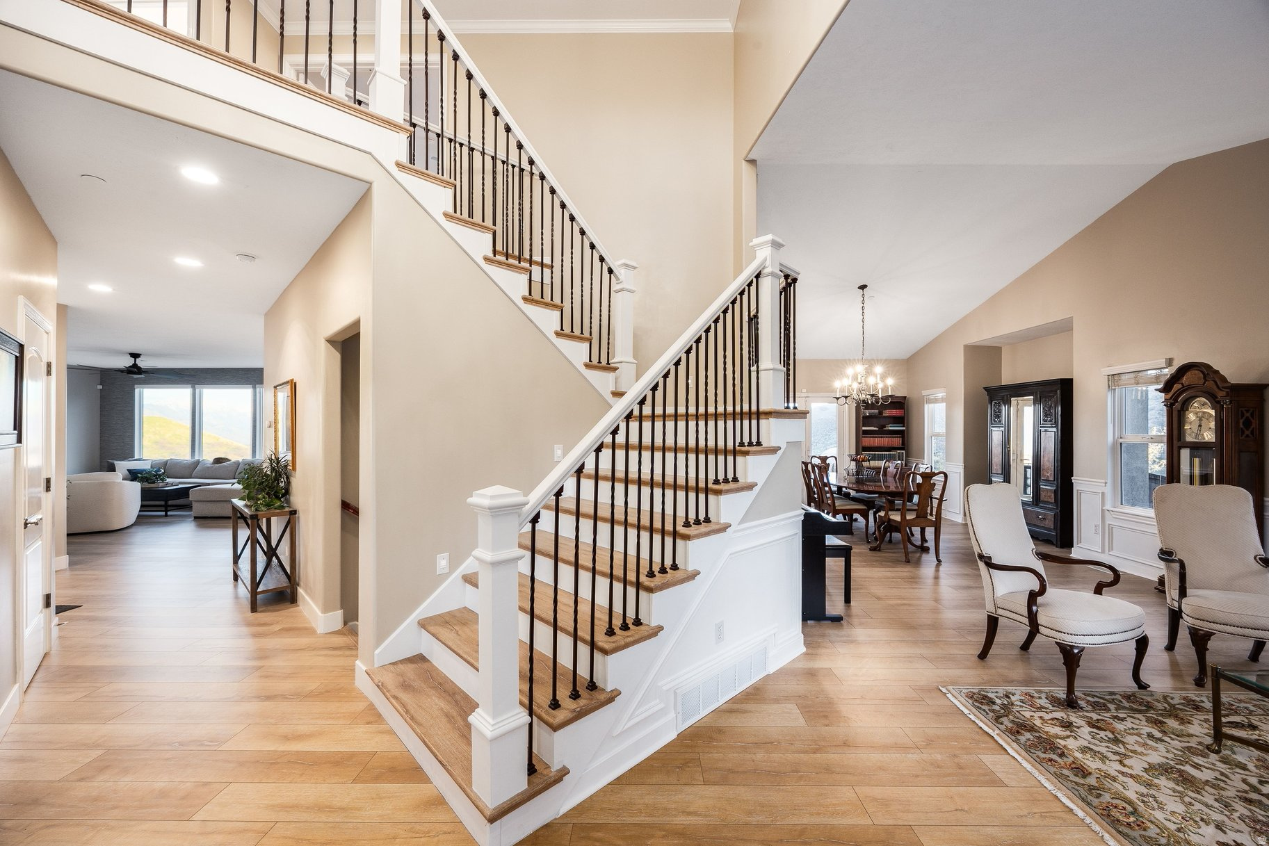 OAK VISTA - Residential