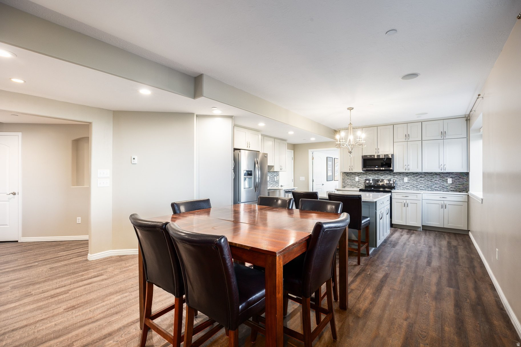 OAK VISTA - Residential