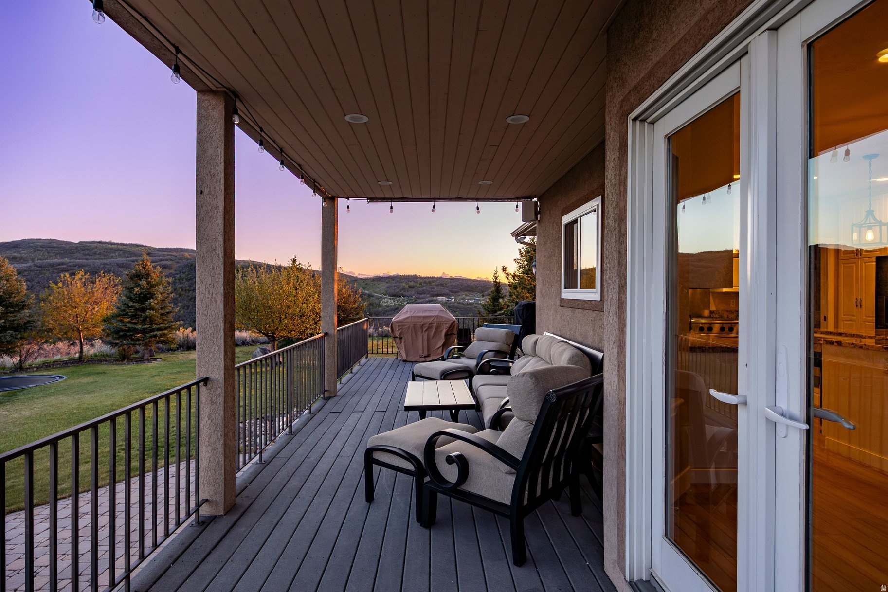 OAK VISTA - Residential