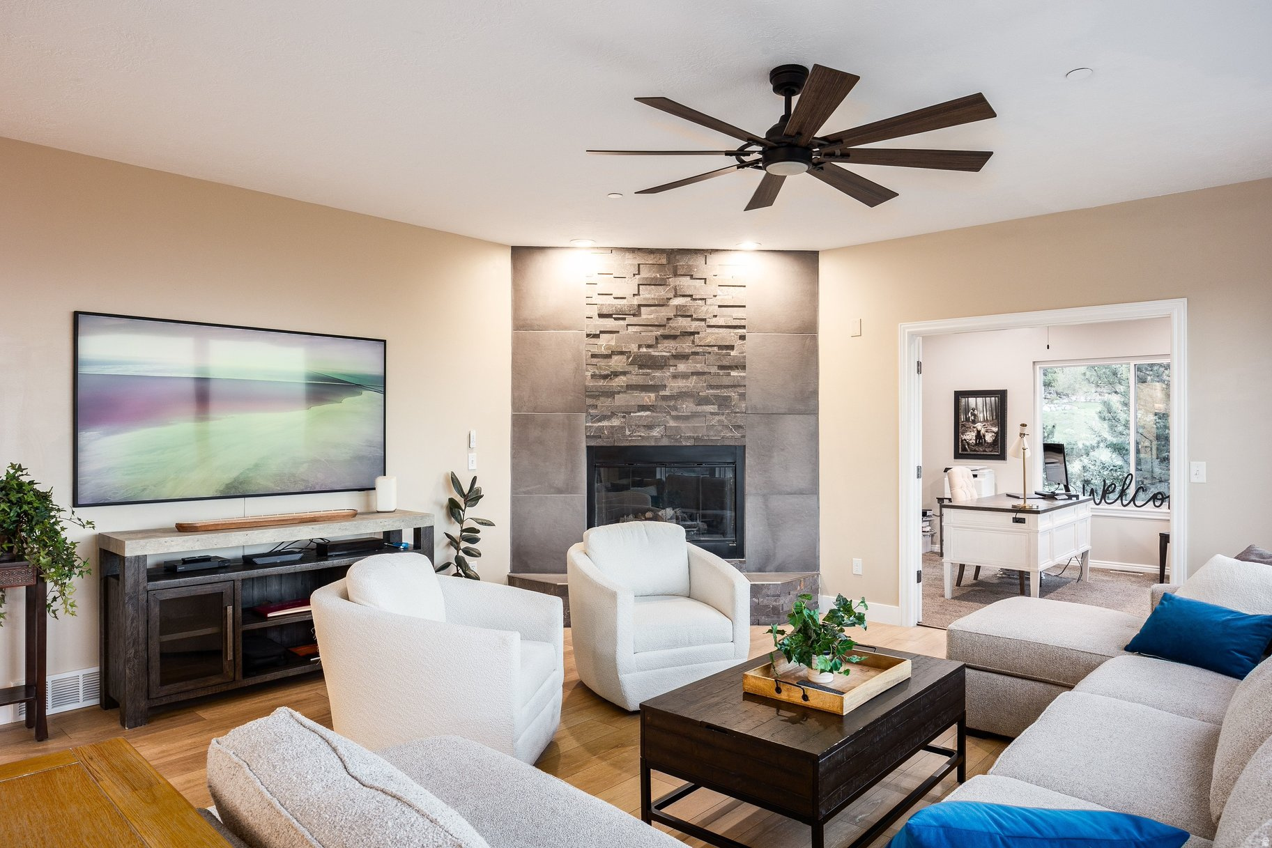 OAK VISTA - Residential