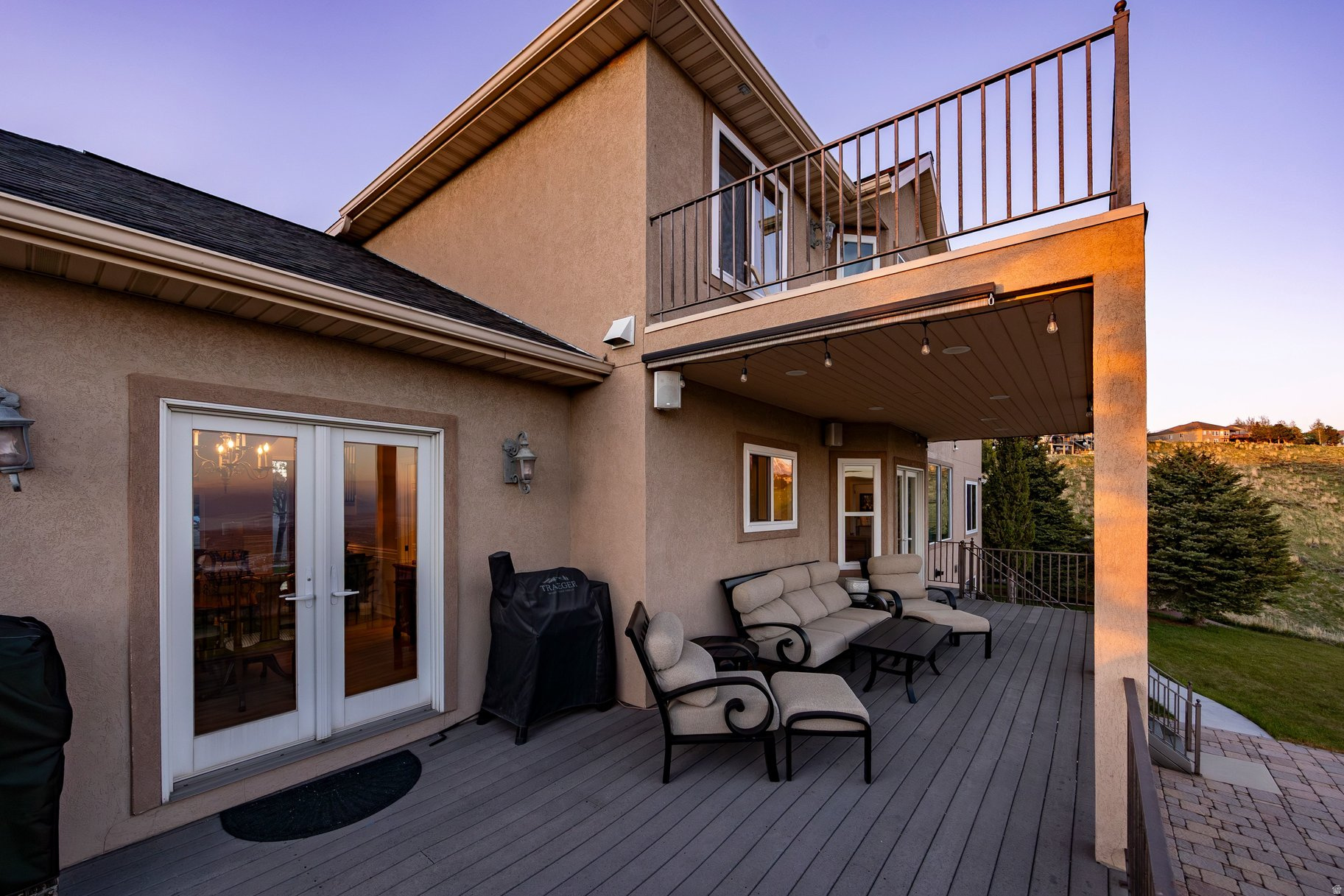OAK VISTA - Residential