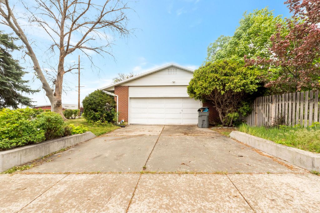 Photo of 310 W 1100 N, Pleasant Grove, UT 84062 (MLS # 2155929)