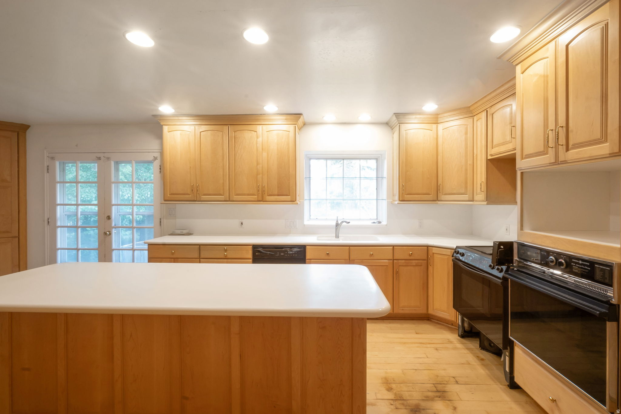ROXBURY - Residential