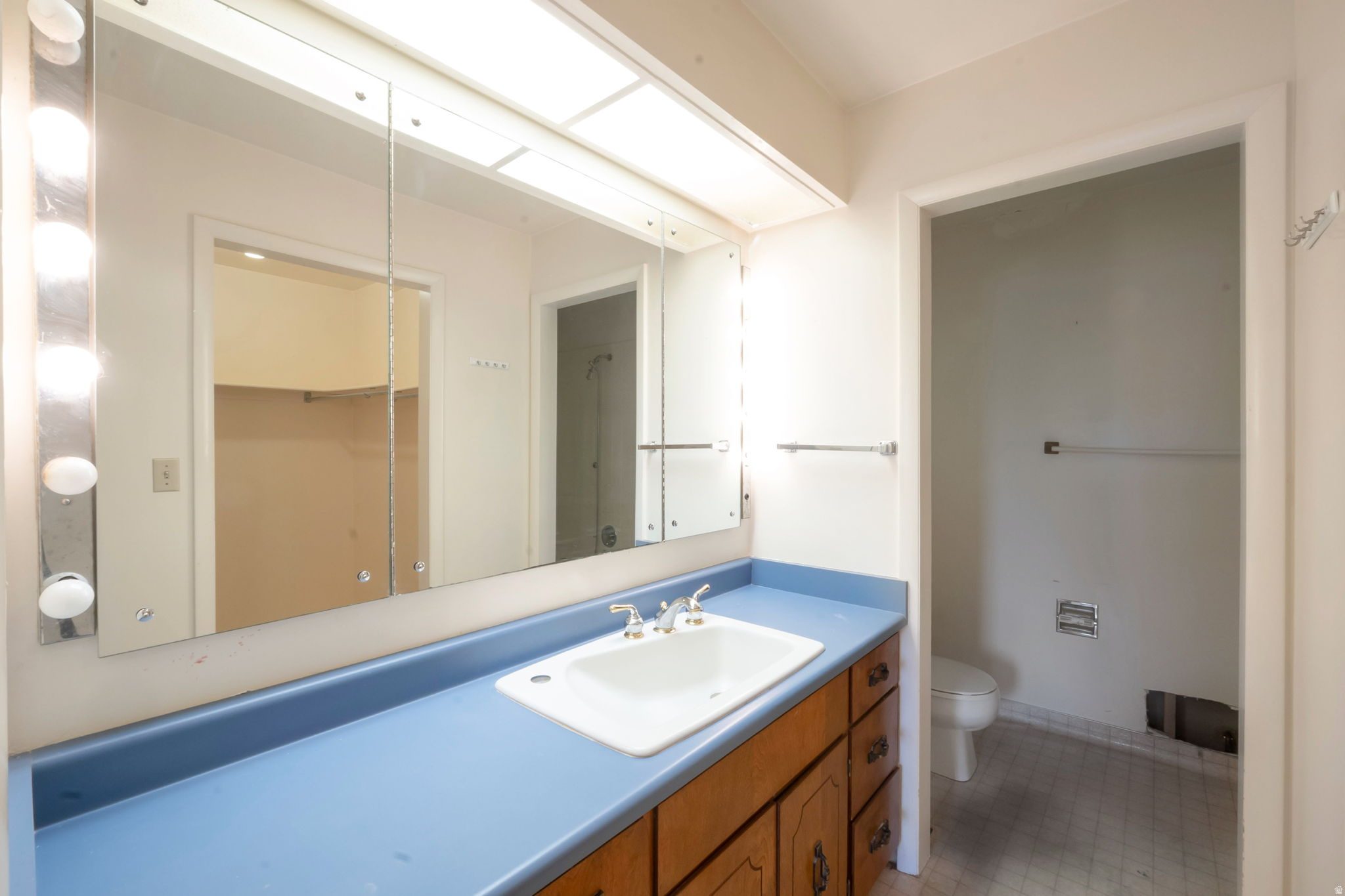 ROXBURY - Residential
