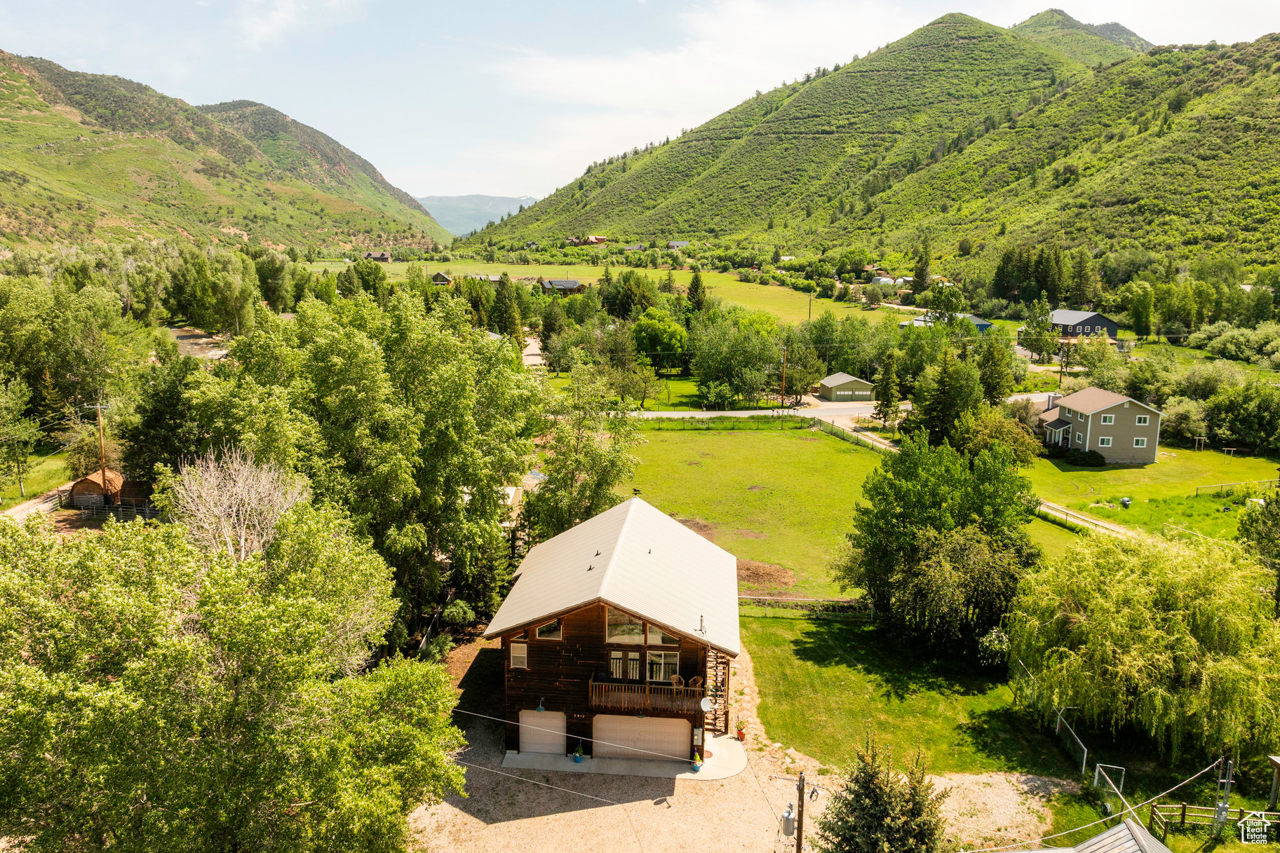 5812 Weber Bend Ln, Oakley, Utah image 1