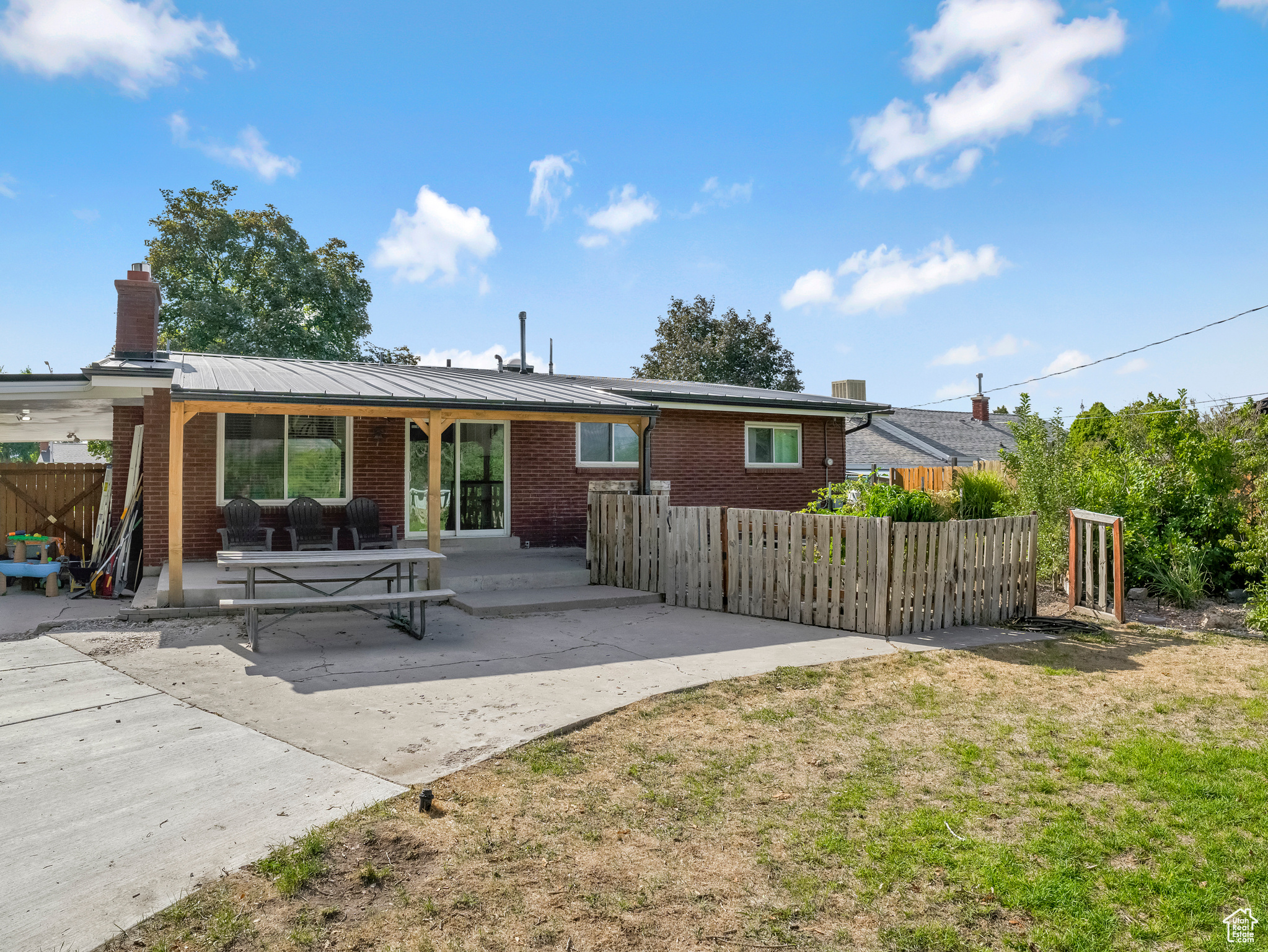 Payson, Utah 84651, United States, 4 Bedrooms Bedrooms, ,3 BathroomsBathrooms,Residential,Active,195358