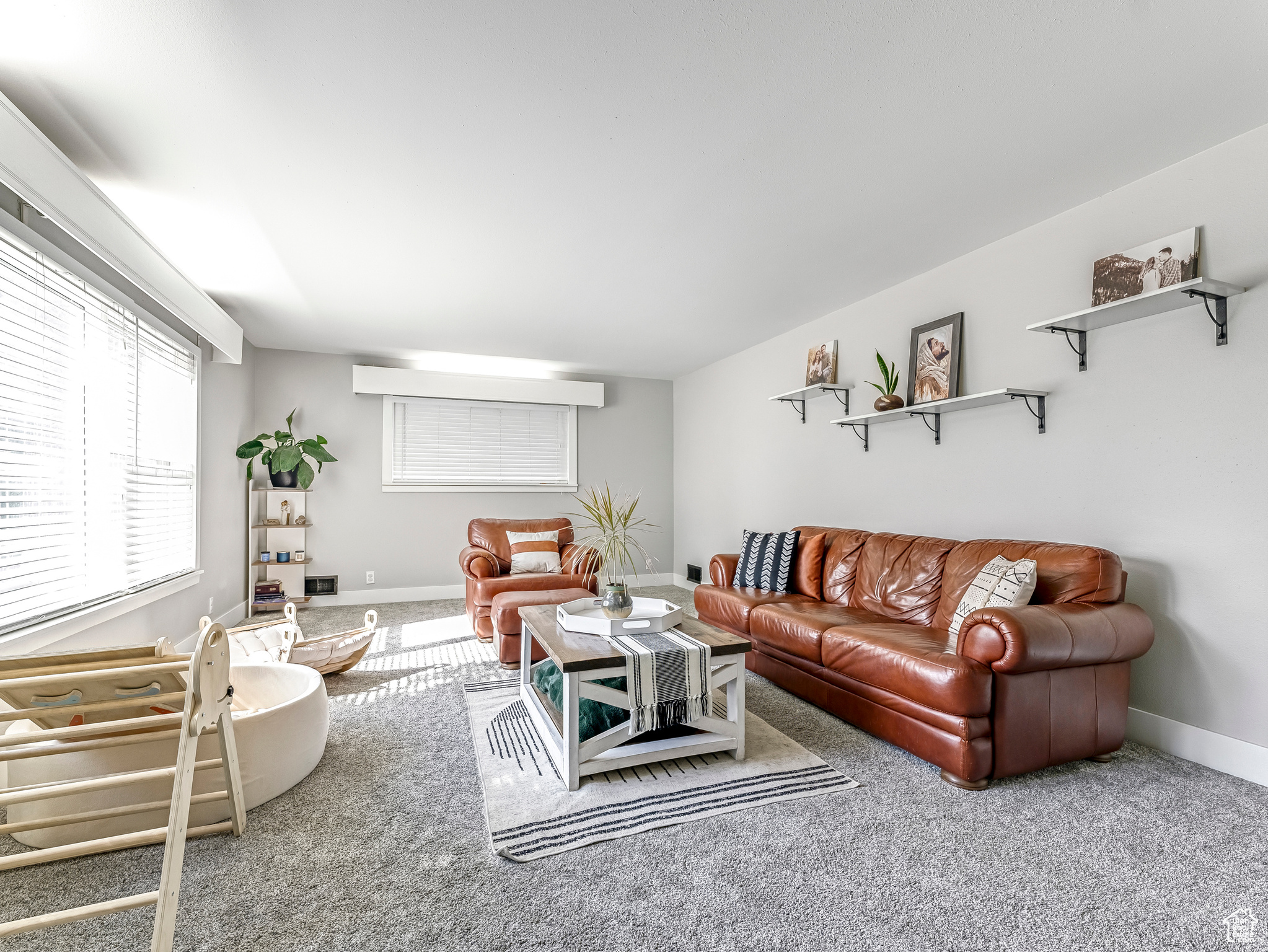 Payson, Utah 84651, United States, 4 Bedrooms Bedrooms, ,3 BathroomsBathrooms,Residential,Active,195358