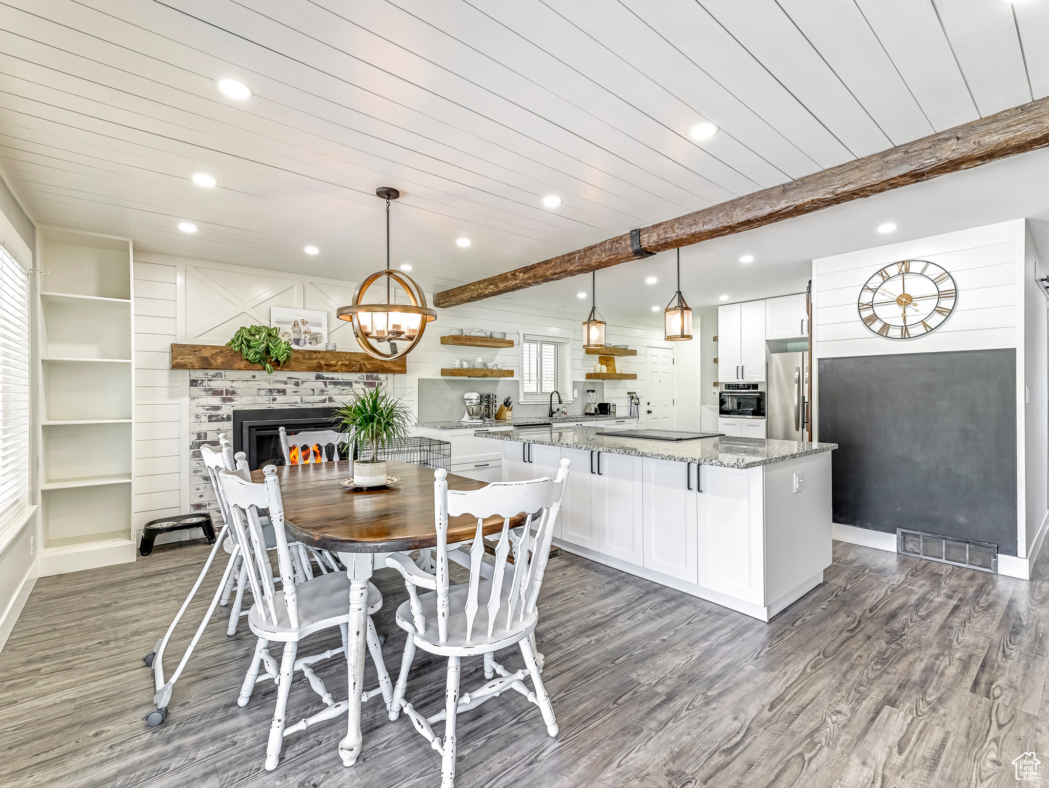 Payson, Utah 84651, United States, 4 Bedrooms Bedrooms, ,3 BathroomsBathrooms,Residential,Active,195358