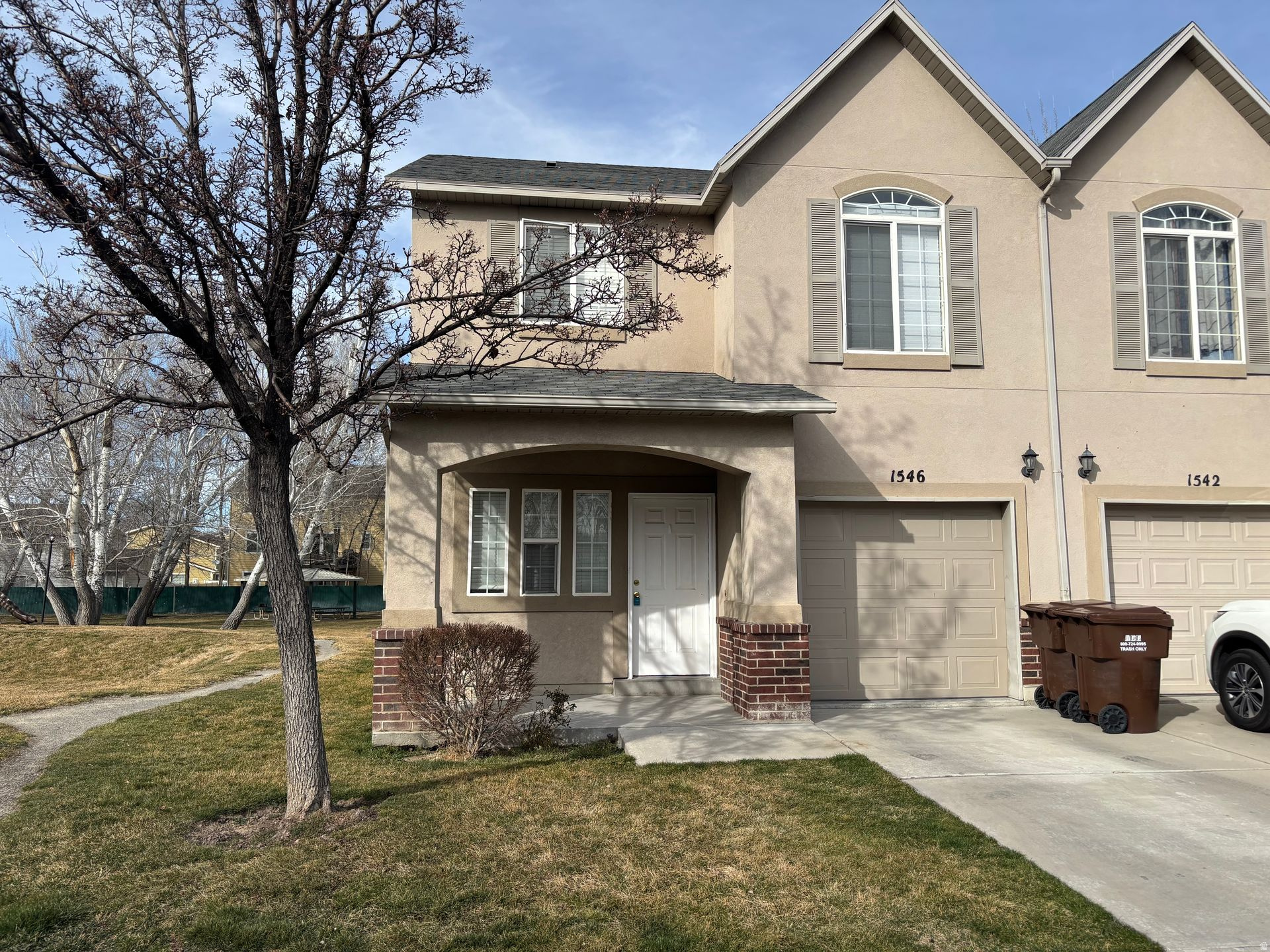 RED OAKS VILLAGE - Residential Lease