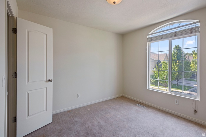 RED OAKS VILLAGE - Residential Lease