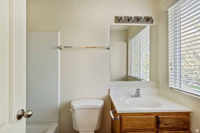 RED OAKS VILLAGE - Residential Lease