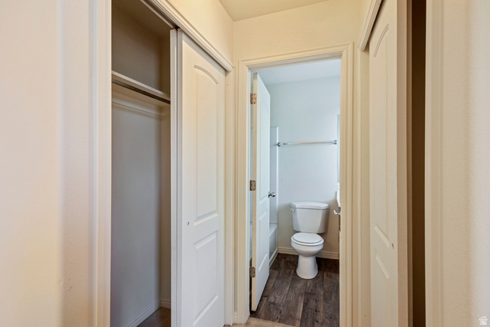 RED OAKS VILLAGE - Residential Lease