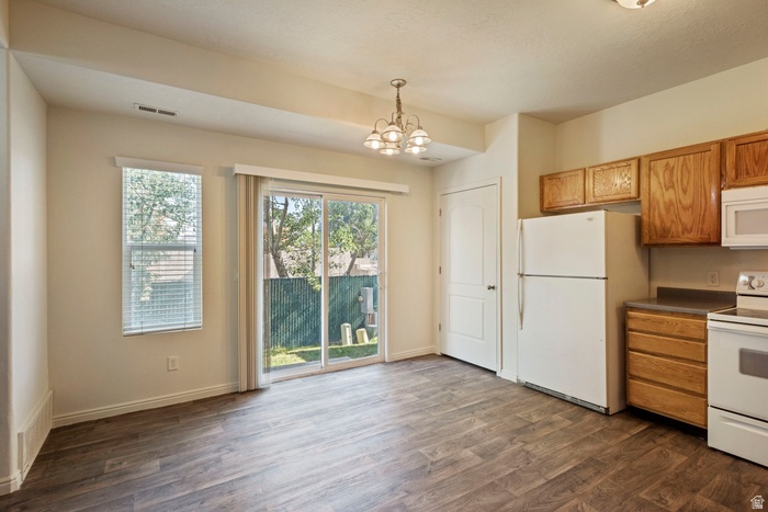 RED OAKS VILLAGE - Residential Lease