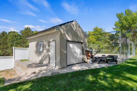 Tiny photo for 19 N LONE PEAK DR, Alpine, UT 84004 (MLS # 2115239)
