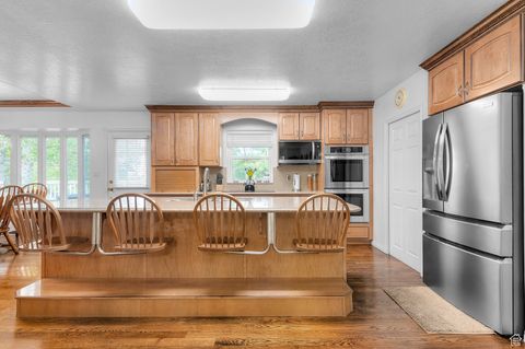 Tiny photo for 19 N LONE PEAK DR, Alpine, UT 84004 (MLS # 2115239)