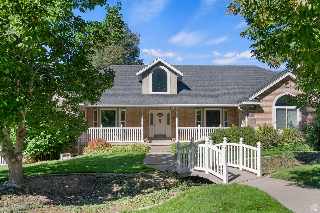Photo of 19 N LONE PEAK DR, Alpine, UT 84004 (MLS # 2115239)