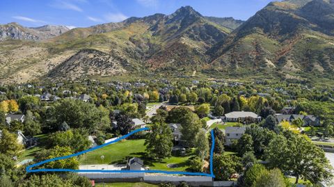 Tiny photo for 19 N LONE PEAK DR, Alpine, UT 84004 (MLS # 2115239)