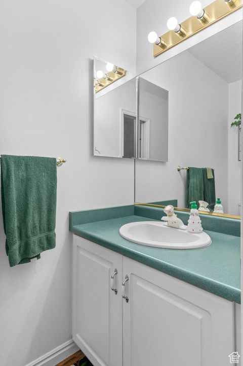 Tiny photo for 19 N LONE PEAK DR, Alpine, UT 84004 (MLS # 2115239)