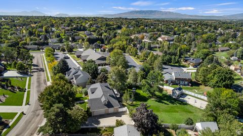 Tiny photo for 19 N LONE PEAK DR, Alpine, UT 84004 (MLS # 2115239)