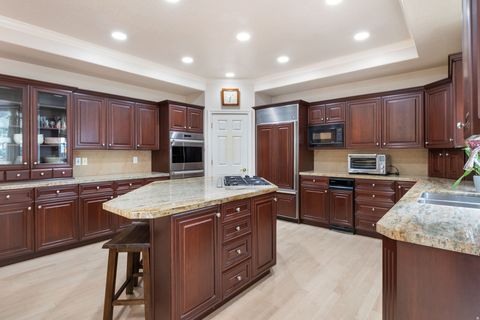 Tiny photo for 1296 E OAKWOOD CIR N, Alpine, UT 84004 (MLS # 2141746)