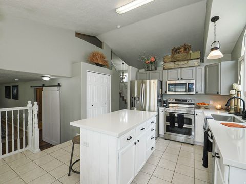 Tiny photo for 7335 S QUARTZ HILL DR, West Jordan, UT 84081 (MLS # 2147256)