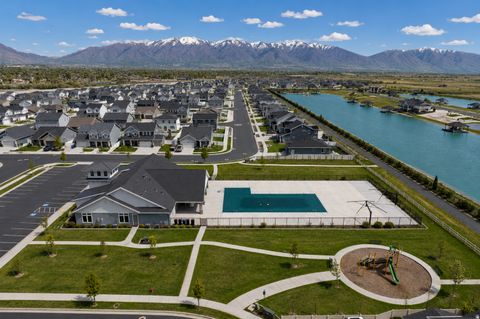 Tiny photo for 1812 W PARKVIEW DR S, Syracuse, UT 84075 (MLS # 2160992)